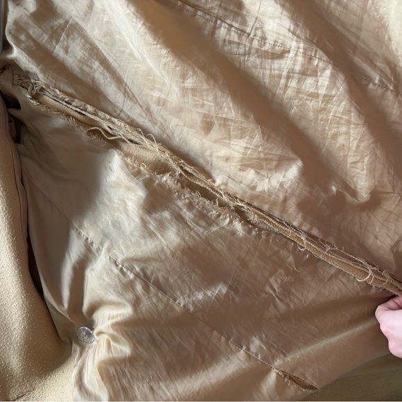 Camel Jacket - Picture 9 of 9